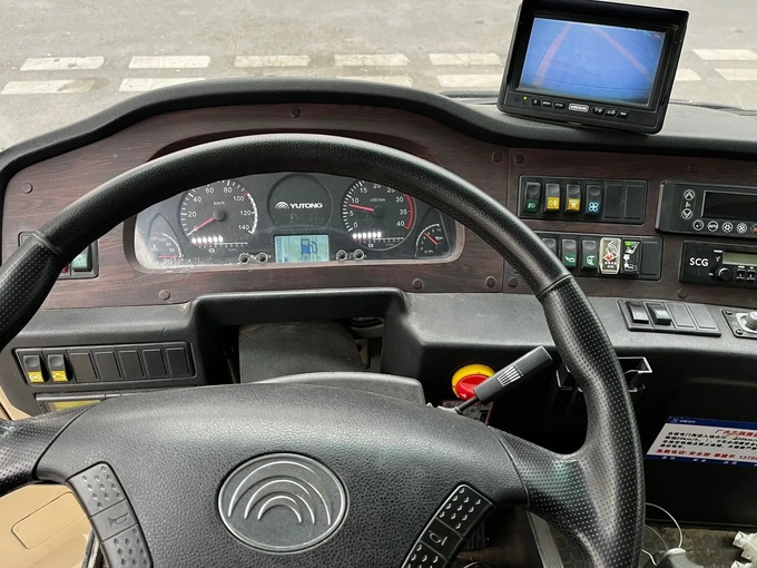 Used Mini Coach Front Engine 19 Seats Diesel Engine Air Conditioner Second Hand Yutong Bus ZK6609D