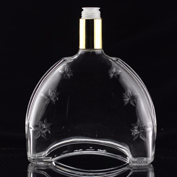Industrial 700ml Glass Bottle for Beverage Industry in Thumb Shape