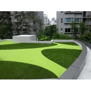 Environmental Friendly Outside Roof Artificial Grass On Concrete