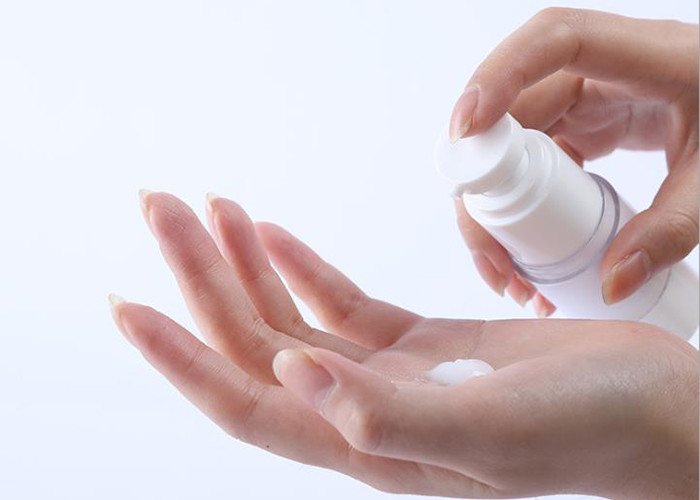 15ml 30ml Transparent Plastic Bottle , Serum Pump Bottle Highly Clean