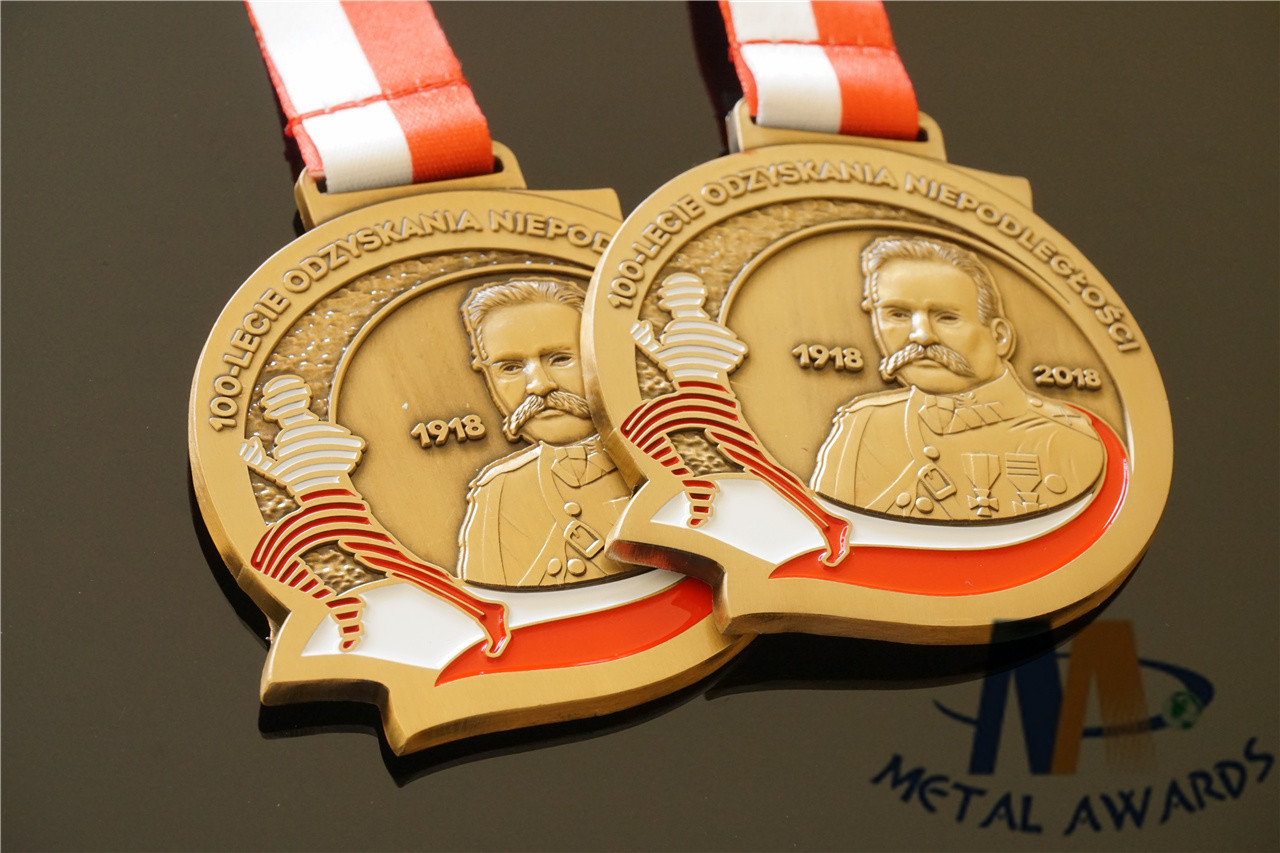 Customised 3D Mold Relief Soft Enamel Medals Personlized Shape 60*3MM