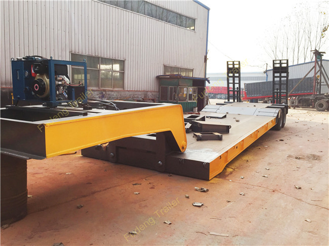 2 Axles Removable Gooseneck Low Bed Trailer , Heavy Machine Lowbed Trailer