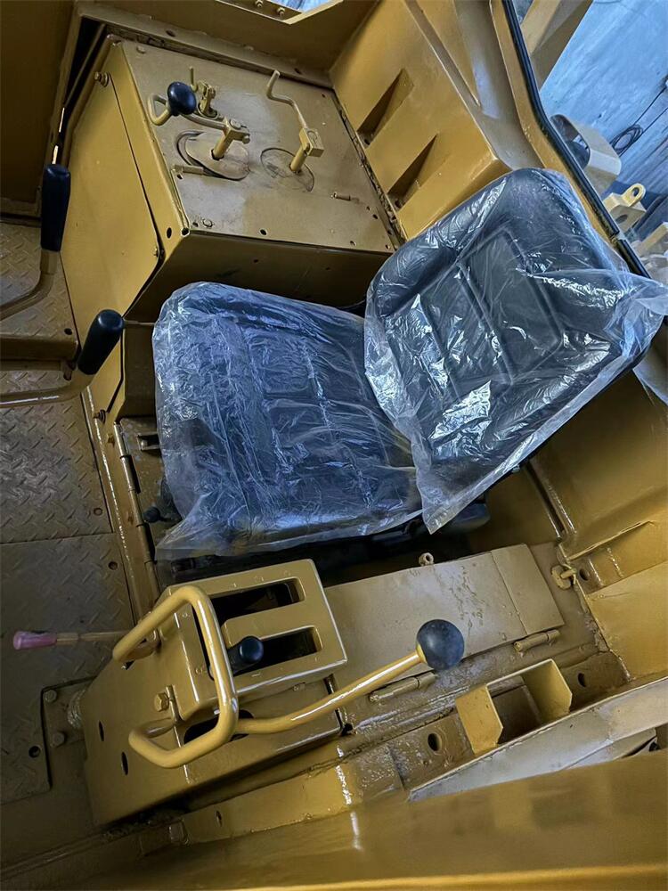 Japan Used CAT D7G Dozer/Cat D6H D6D D6G D7 D7G D7R D7H D8K Bulldozer with 2017 Year