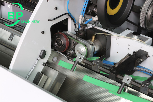 Automatic Thread Book Sewing Machine BP 180/46 With High Speed 180 And Max 460mm Length
