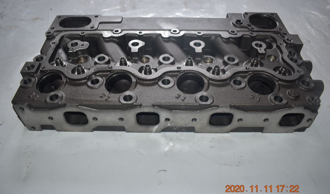 Engine Parts Cylinder Head 8N1188 For 3304 E950B Engine Cylinder Head