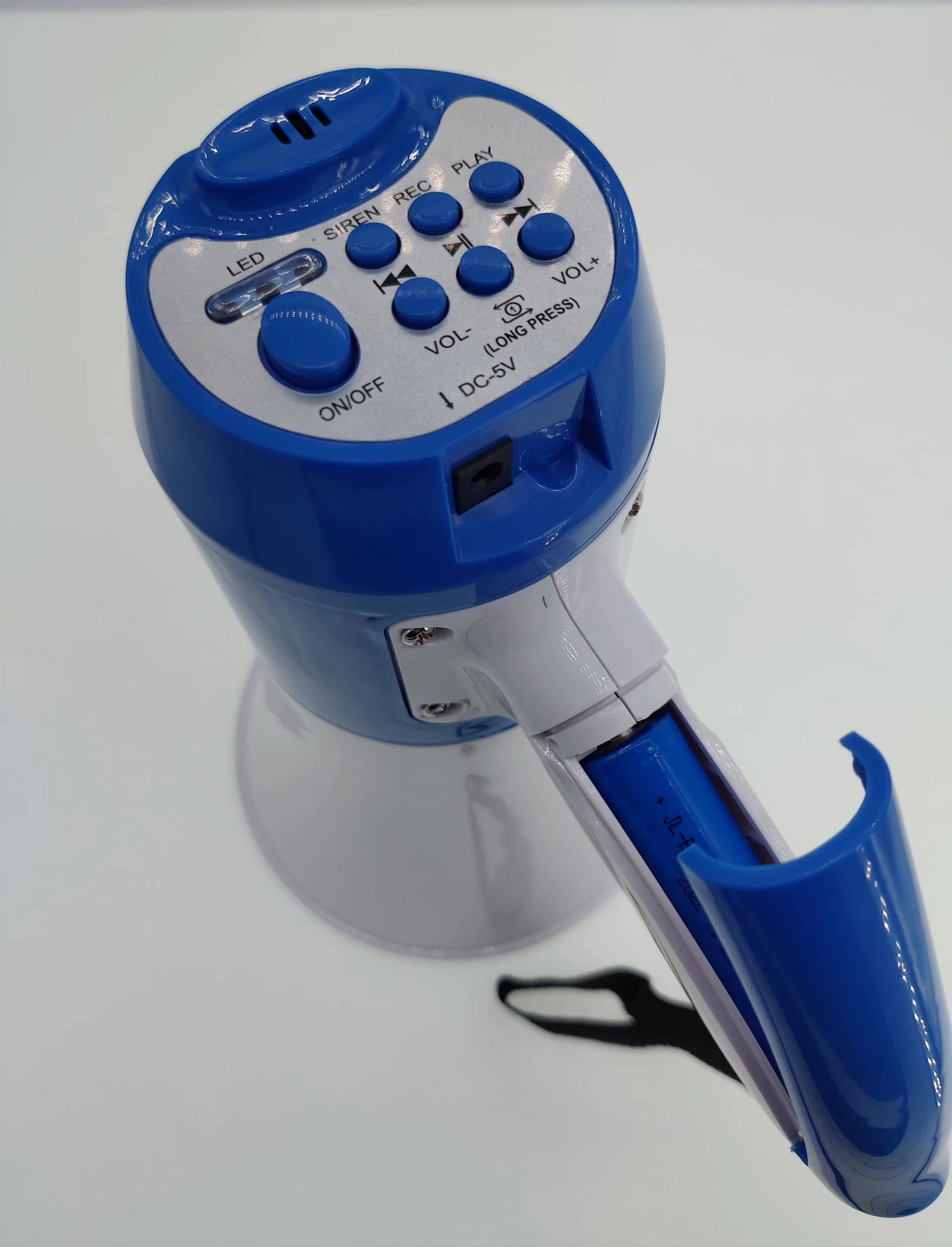 Compact and Lightweight Rechargeable Megaphone Speaker with USB Charging