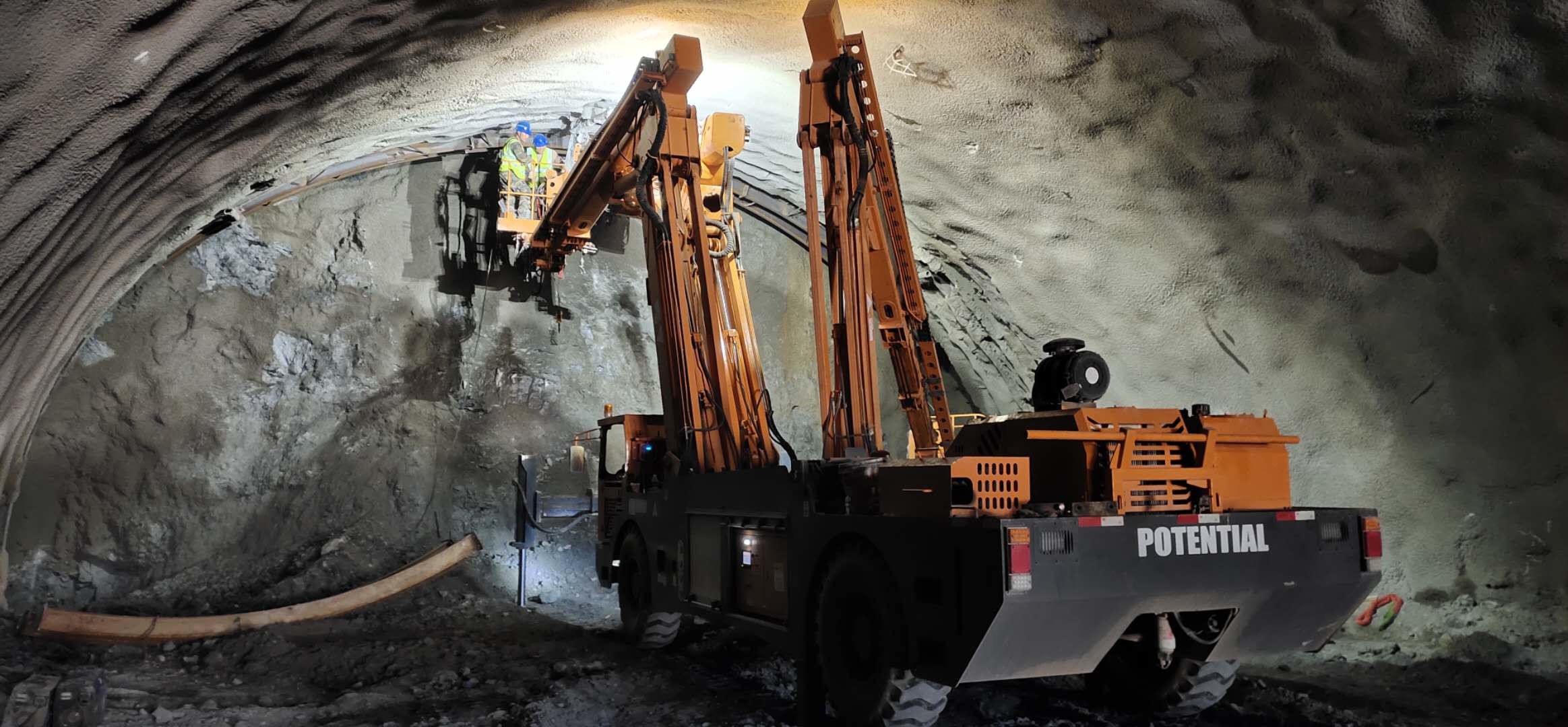 Self Propelled 3 Boom Robotic Arch Install Machine