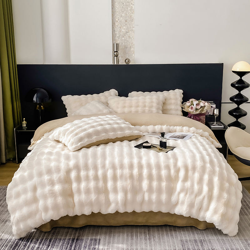 Luxury and Warmth with Sustainable Milk Velvet Mink Rabbit Fur Bedding Set