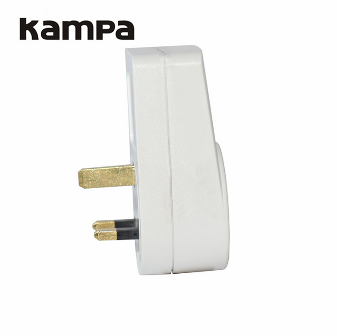 Voltage protector Universal type socket 120V/230V 50HZ 10A 20A with C-start button