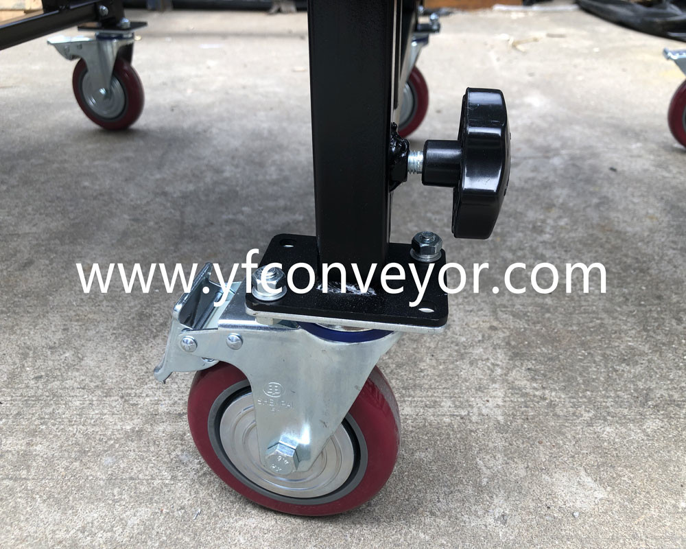 Flexible Powered Roller Conveyor with side guardrail