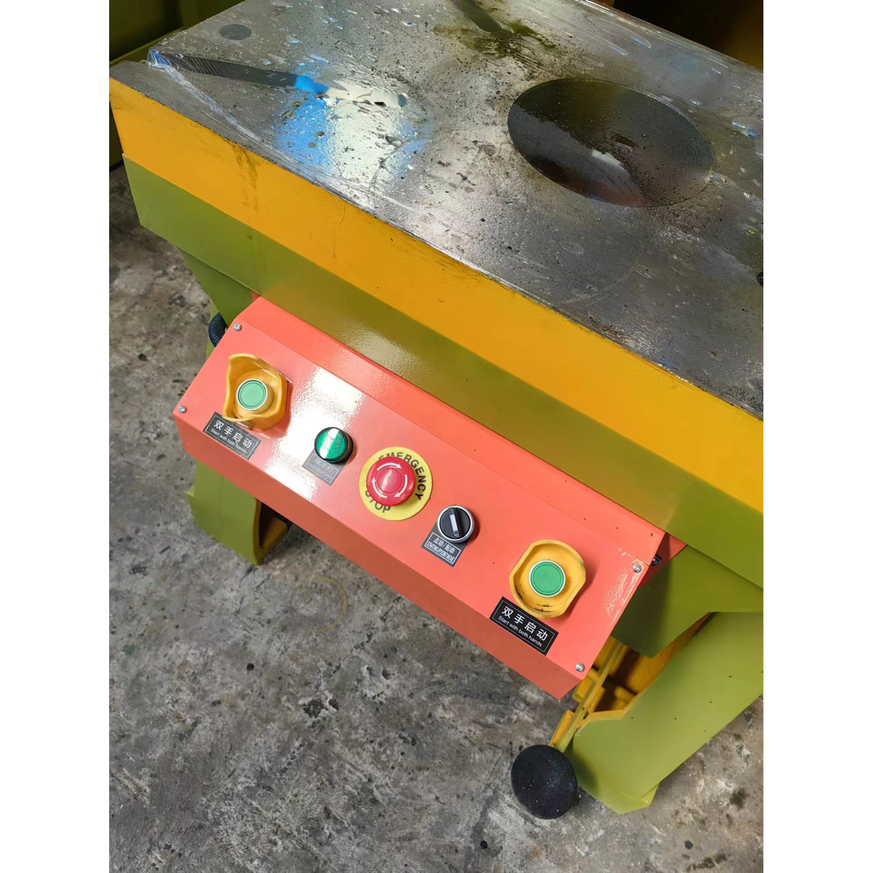 Industrial Metal Fabrication J23 Series 25T Power Press Hole Mechnical Punching Machine