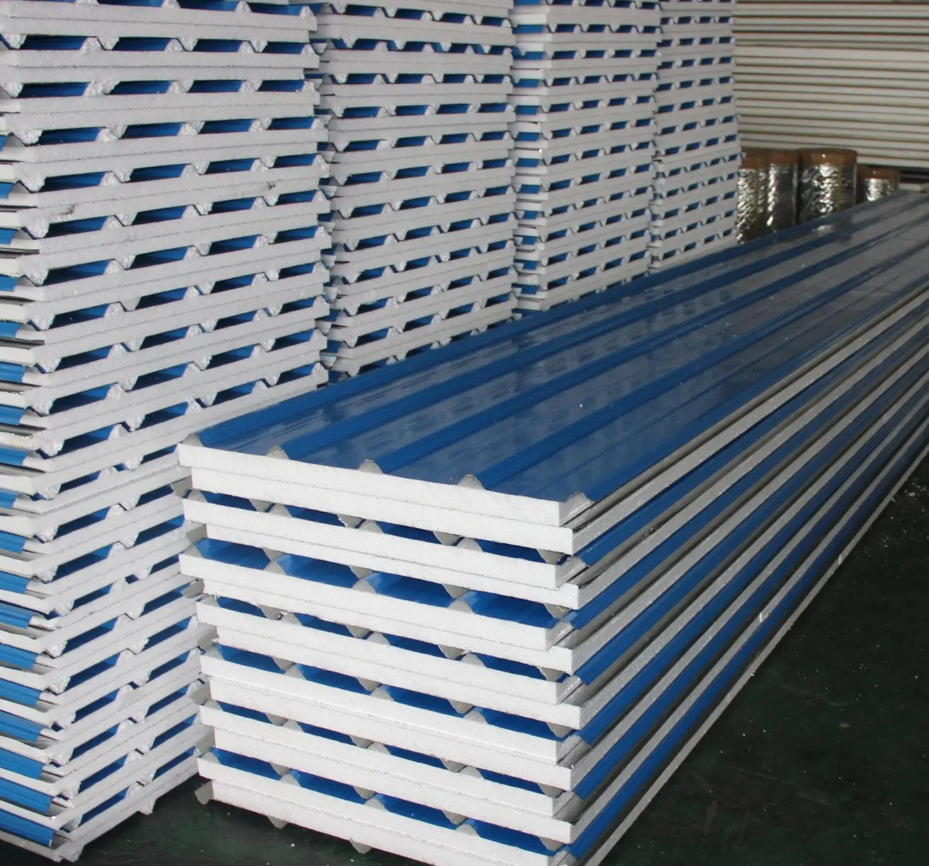 RAL9003/RAL9003 AZ120 PPGL PPAL CS-B Corrugated Roof Panel Tiles Colour Sheet Coil Pre Painted Aluzinc Steel