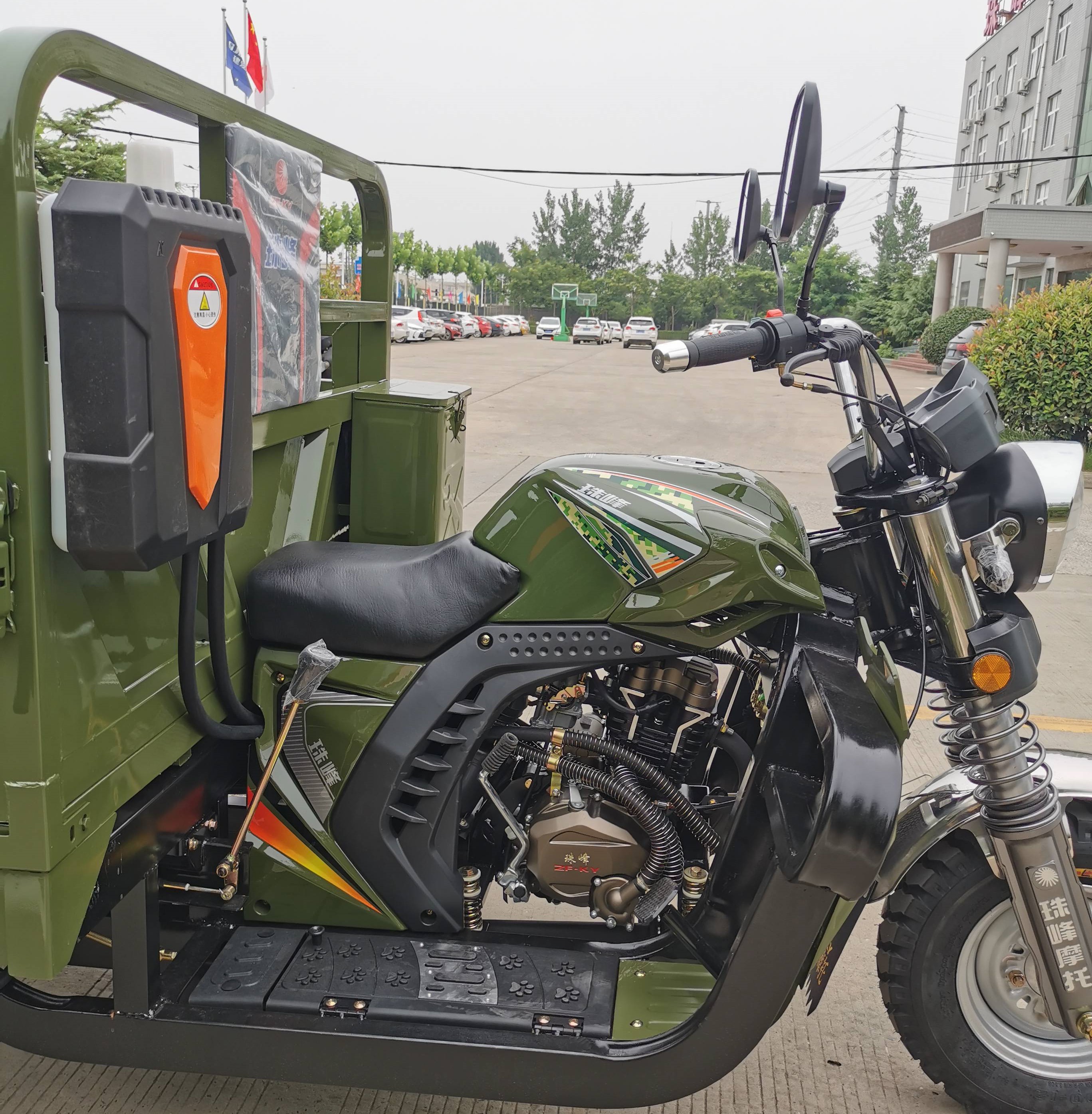 Five Wheel 12V 1km/Min Tricycle Cargo Truck