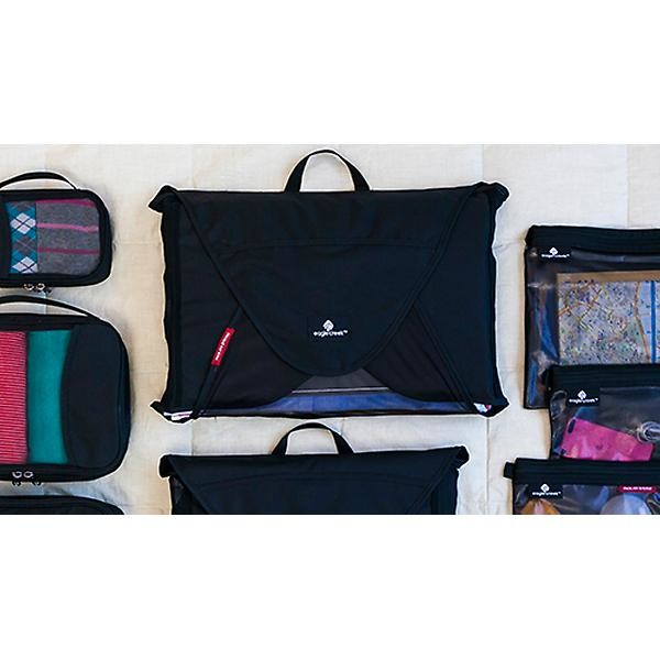 Toiletry Bag for Men & Women, Waterproof Toiletry Organizer For Travels, Travel Shower Bag with Mesh Pockets & Sturdy Ho