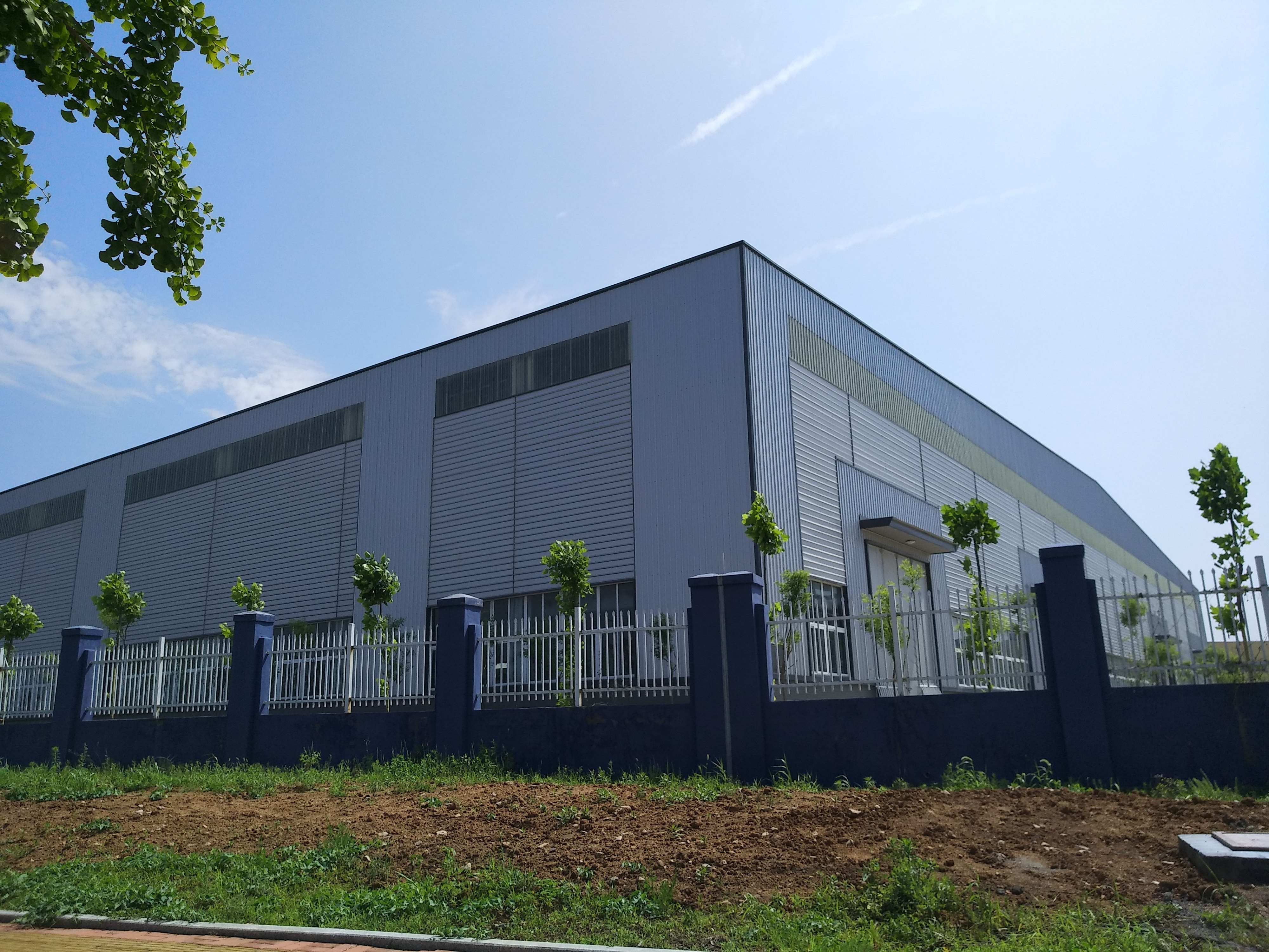 Q355B Grade Industrial Heavy Duty Prefab Steel Structure Workshop Construction