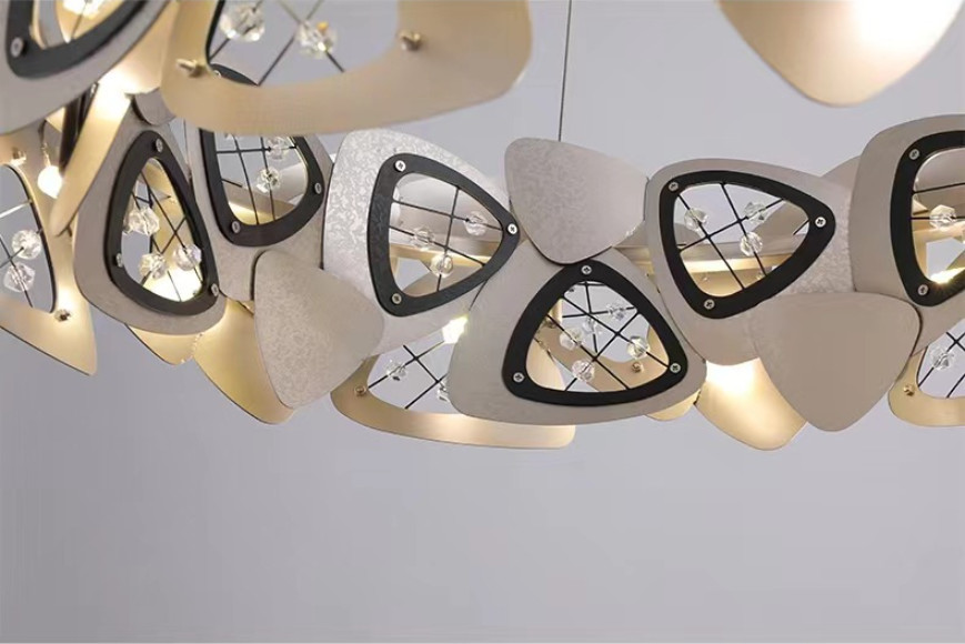 High Efficiency LED Light Sources Decorative Chandeliers For Modern Interiors