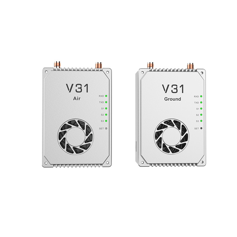 V31D20 is a lightweight video&data link that can transmit up to 20 km, has two frequencies and consumes only 2W of power