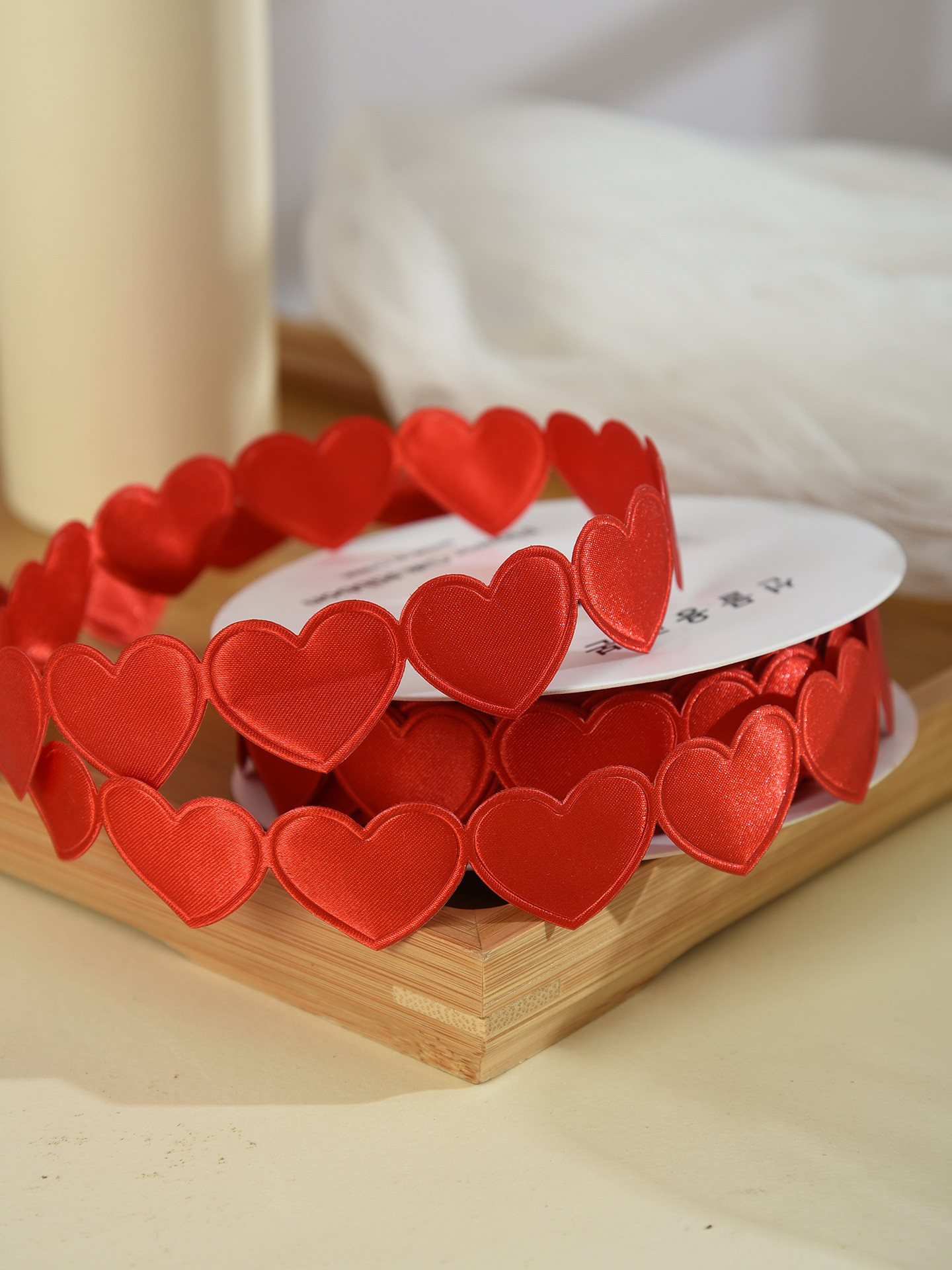1.5cm*9m 2.5cm*9m Heart Shape Valentine's Day Polyester Gift Ribbon For Luxury Gift Packaging