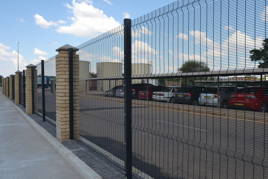 Anti Climb 2.2m Tall 358 Prison Mesh Fencing Oxidation Resistant For Highway