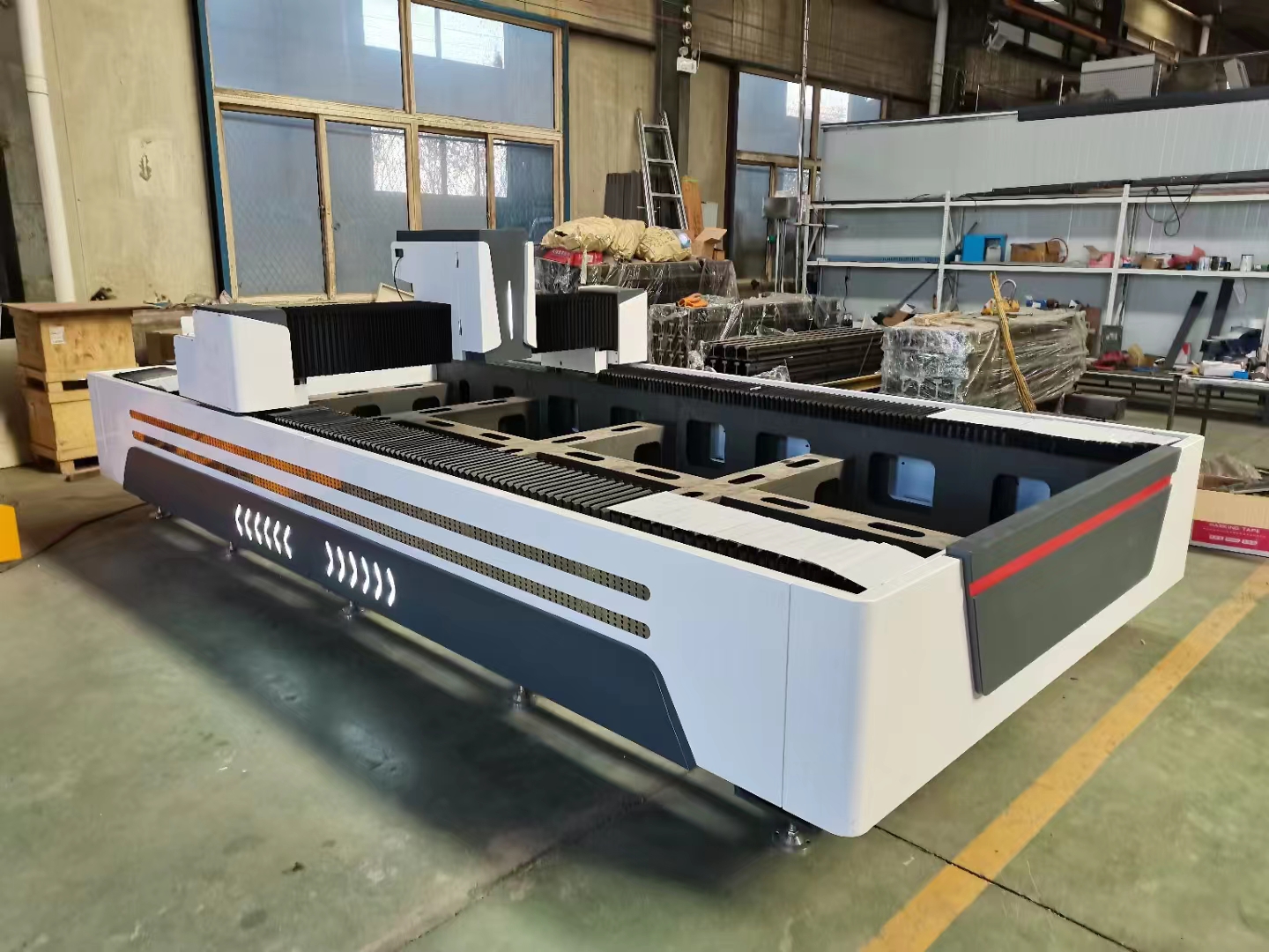1000W 2000W 3000W 1530 3015 Metal Sheet Fiber Laser Cutting Machine For Carbon Stainless Steel