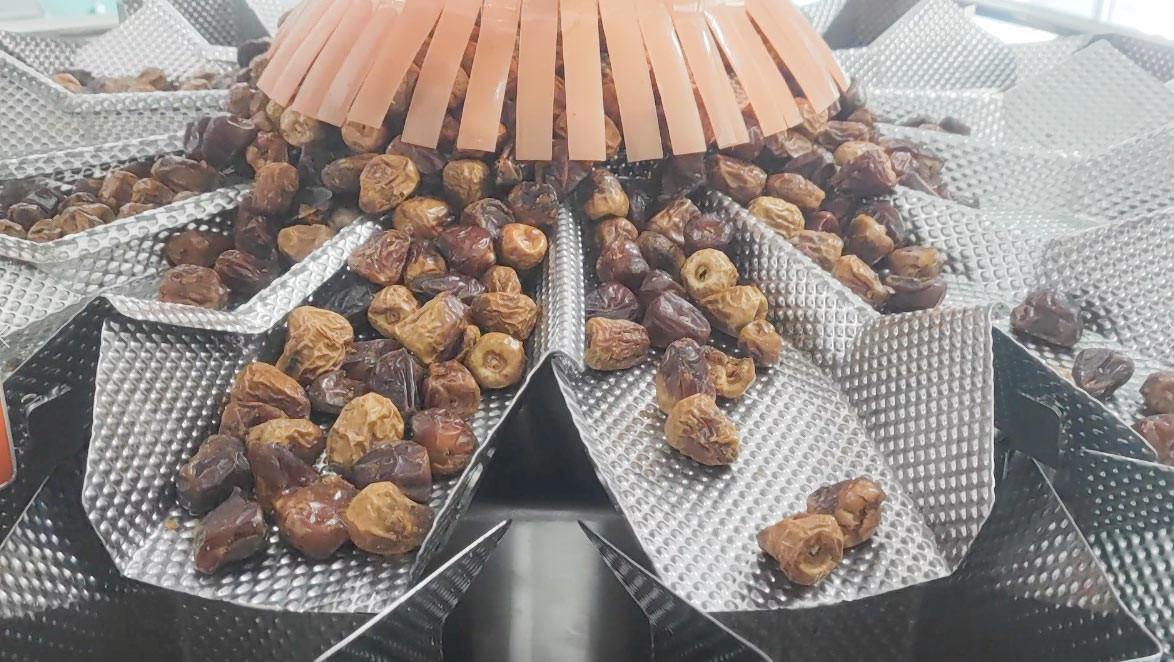 Customization LCD Screen Granule Filling Machine Date Palm Box Packing Line