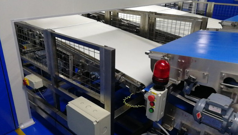 Food Production Line Independent Controlled Flip Over Bread Depanner