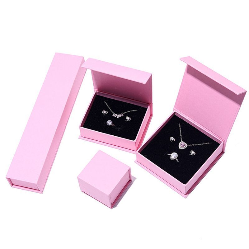 Deluxe Style Rigid Black Cardboard Necklace Packaging Paper Box