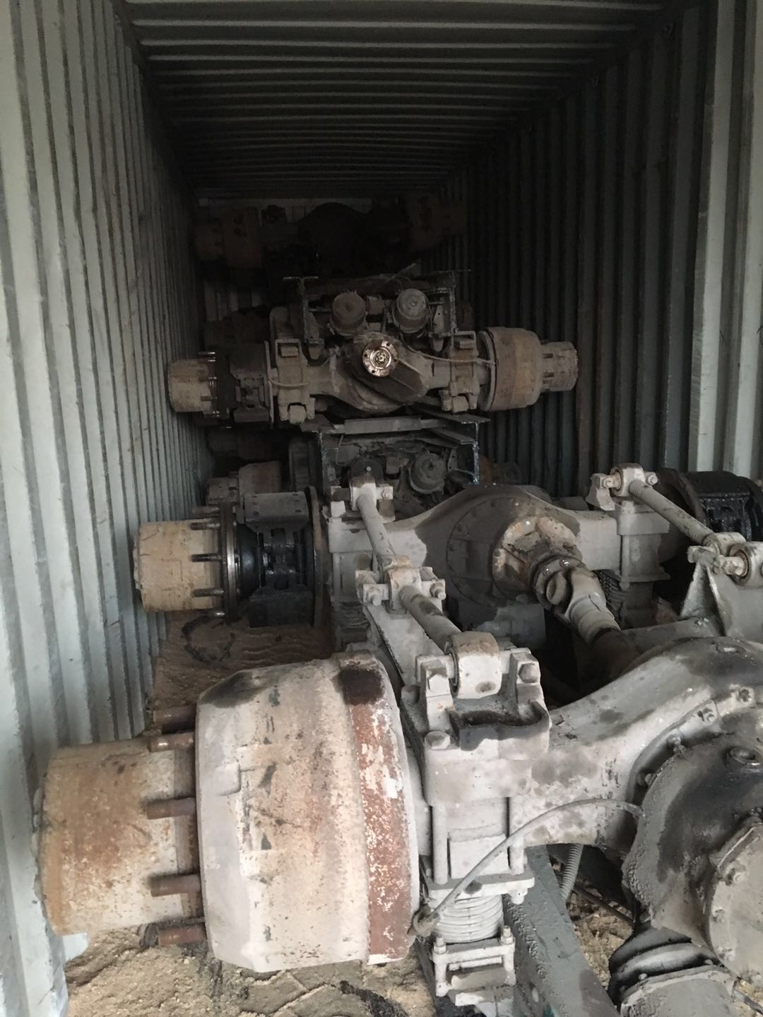 Used double axle for sale/ sinotruk HOWO/ST16 HC16/shacman/faw/fonton tractor and dump truck