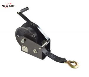 Buy cheap Small Manual Operated Winch For Boat Trailer , 2600lbs Mini Rope Hand Winch With Atomatic Brake product