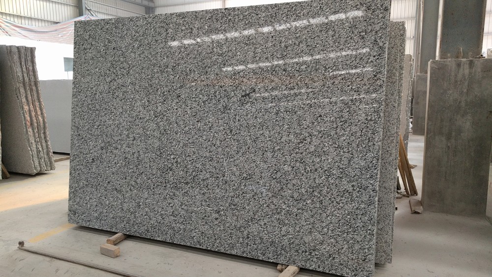 China Cheap White Wave Granite Slabs 3cm natural stone slab
