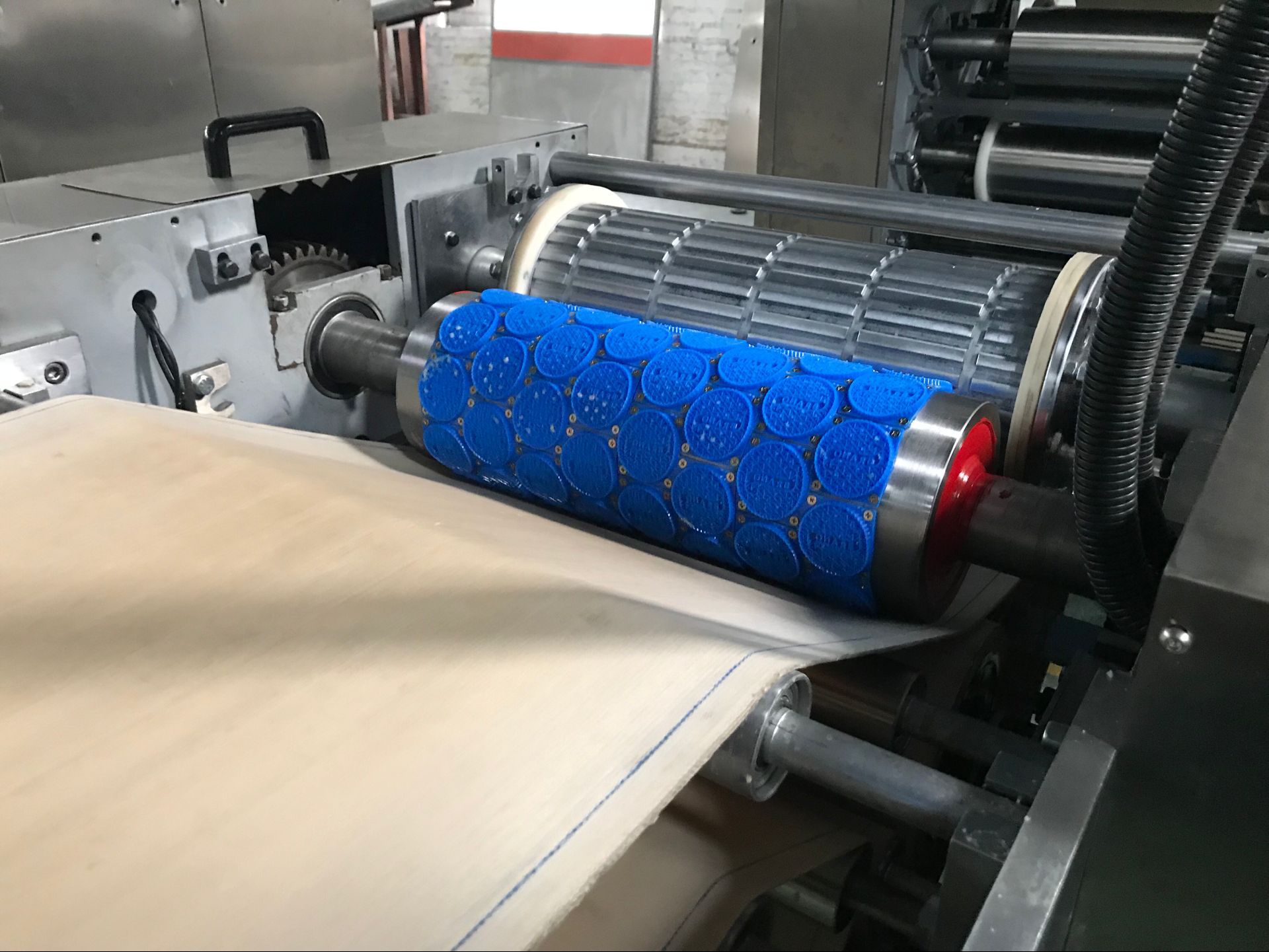 Small Model 400 MM Biscuit Making Machine Small Capacity Biscuit Production Line