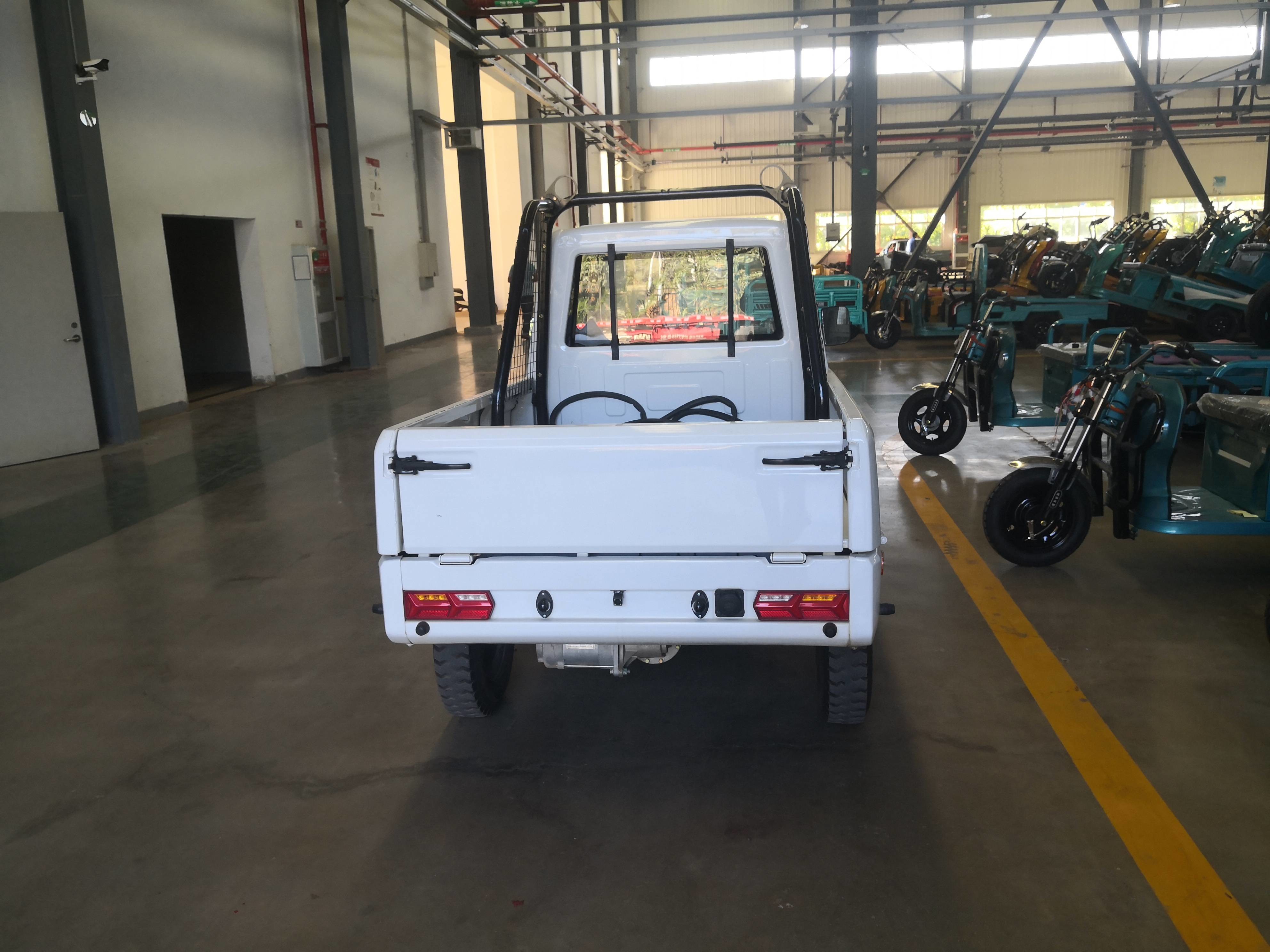 Pickup Truck Electric Adventure Pickup Integral Sheet Metal Cab 2 Seats YNKY1137D5