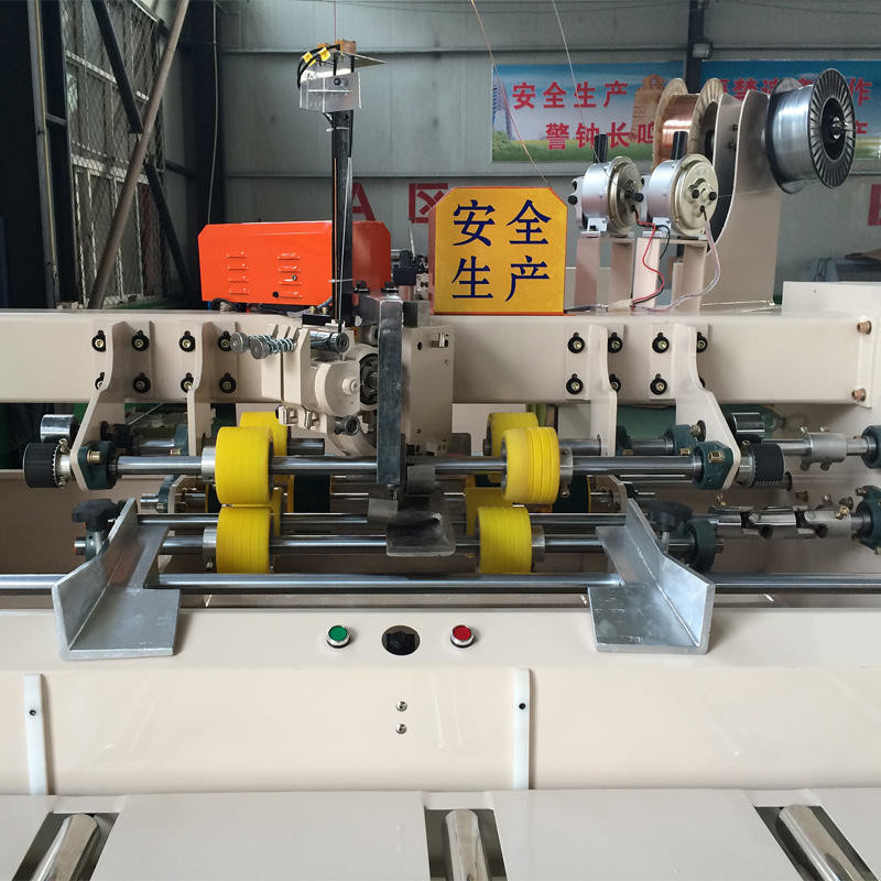 Semi Automatic 2600 Carton Box Stapler Machine Industrial Double Servo Drive