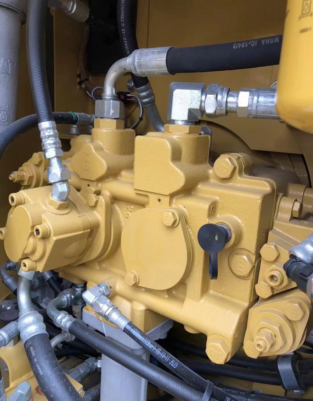 Used 12 ton Caterpillar excavator imported from Japan Used CAT 312D2 excavator