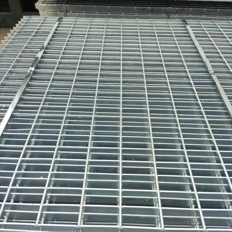 455/30/100 Hot Dip Galvanized Heavy Duty Steel Grating Trench Bar
