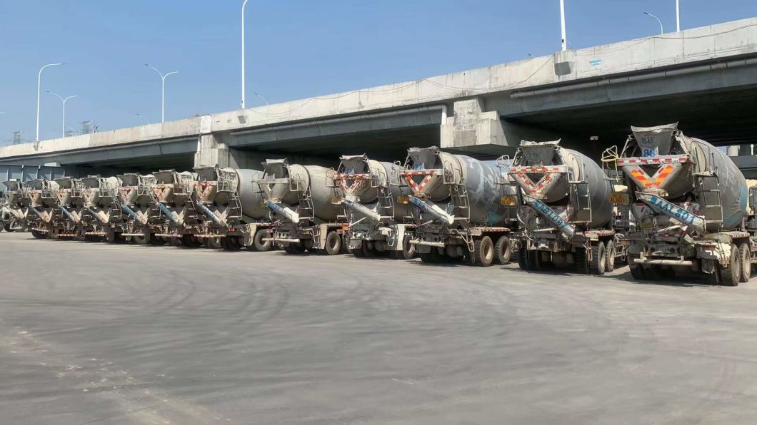 2017 Construction Equipment Concrete-Mixer Truck 12cbm Hino Truck