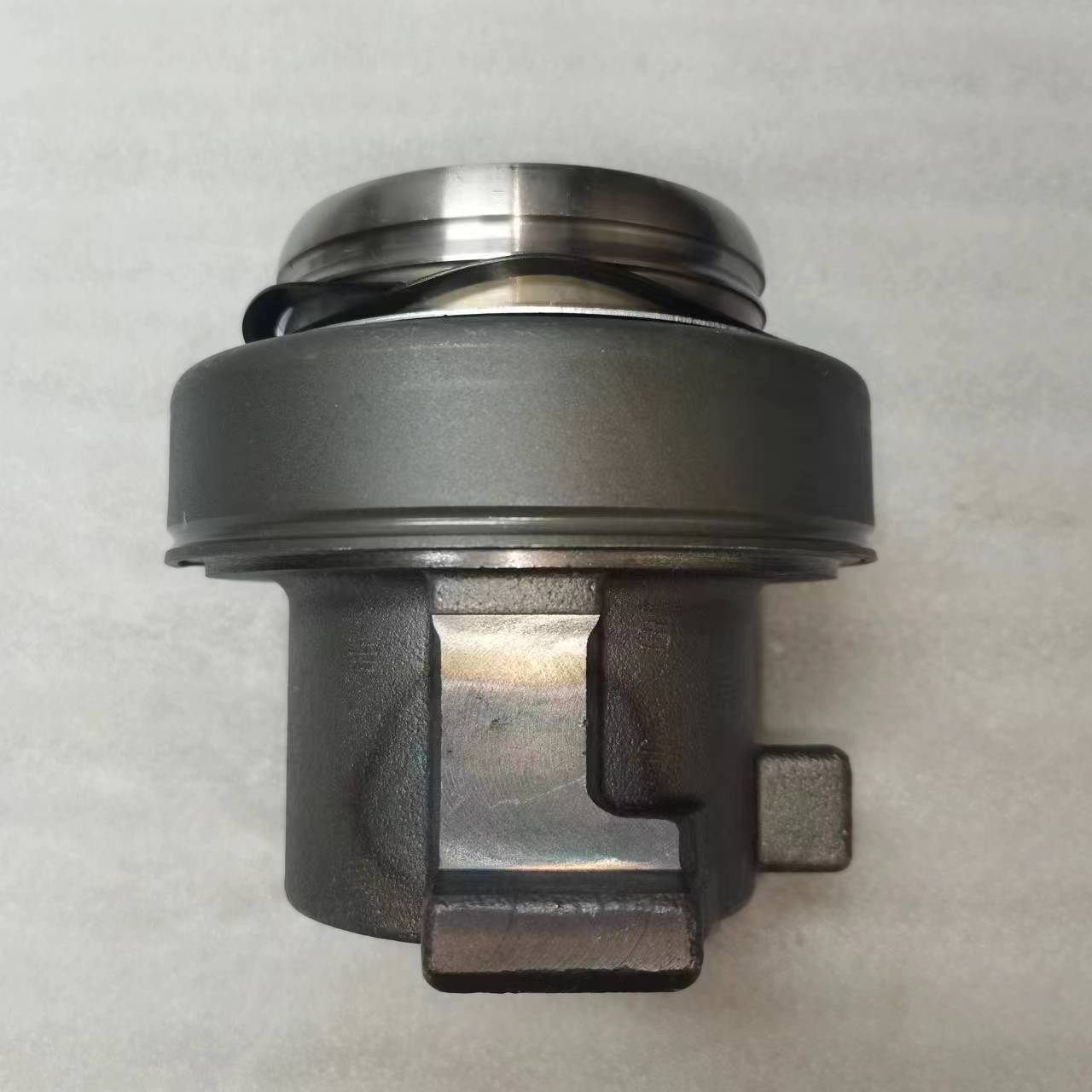 1601080-H0100 Dongfeng Heavy Duty Pull Type Clutch Release Bearing for Shacman Iron