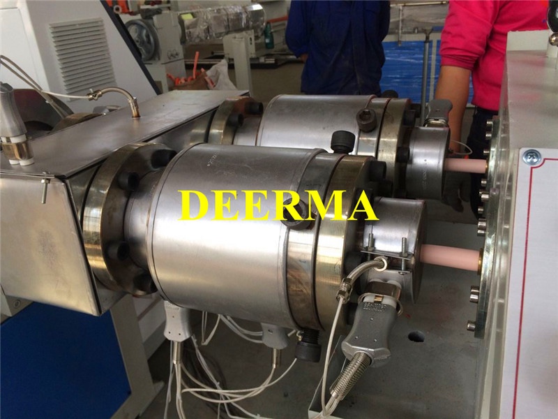 Professional PVC Pipe Making Machine For Construction Industry With ABB Inverter