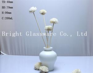 China Luxury design perfume glass bottle wholesale on sale
