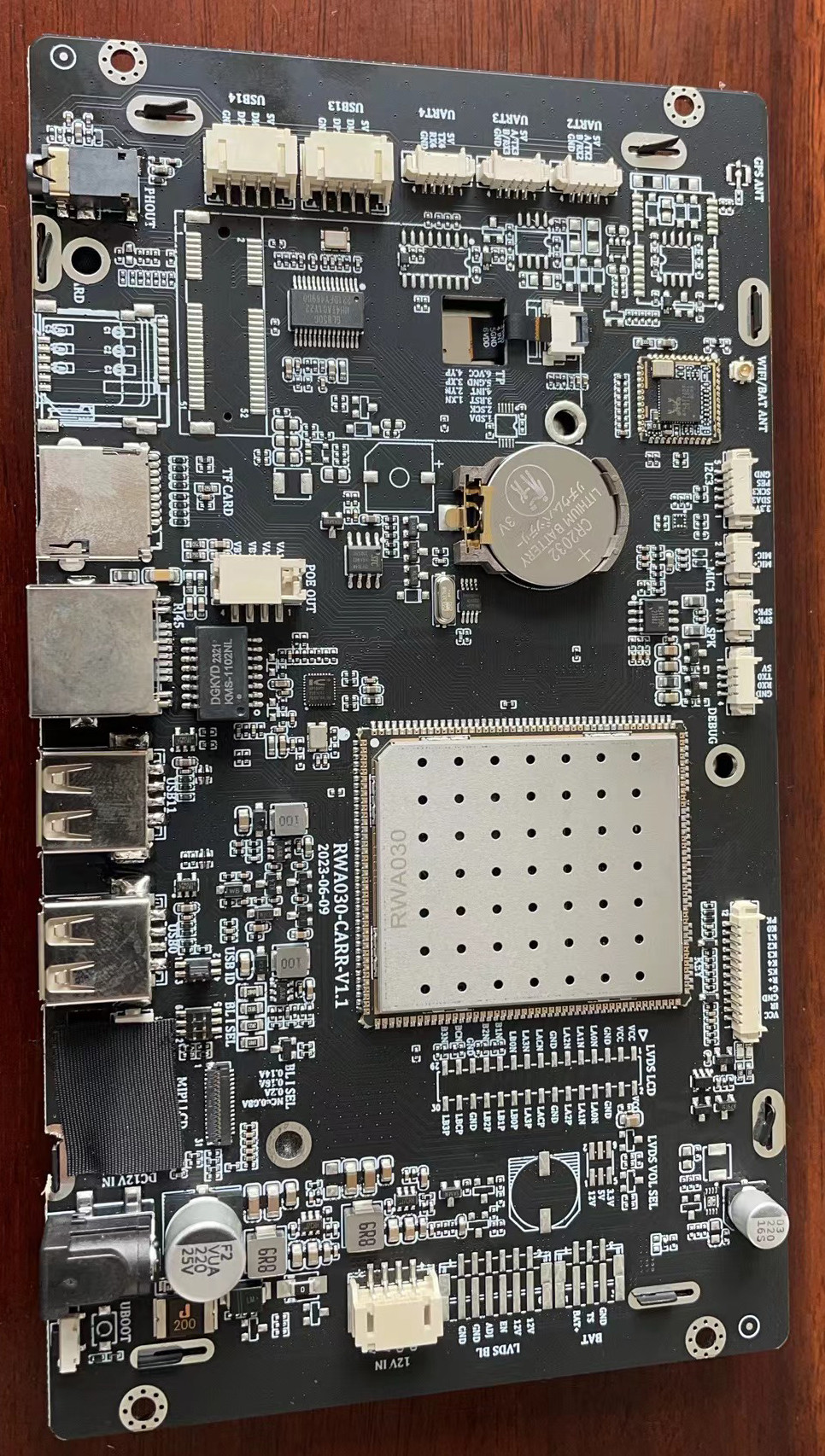 10.1 and 7 inch TFT display with mainboard and GSM and WIFI and GPS Android 10 , resolution 1024*768