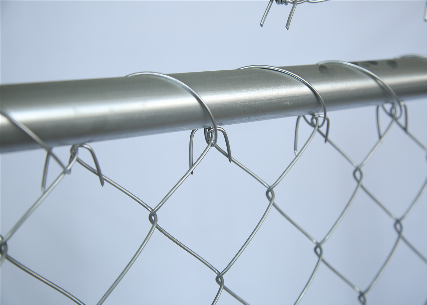 Cross Brace Chain link Construction Fencing Panels OD 41.20mm Wall thick 1.5mm 6'x12' Mesh 57mm x 57mm Diameter 2.2mm
