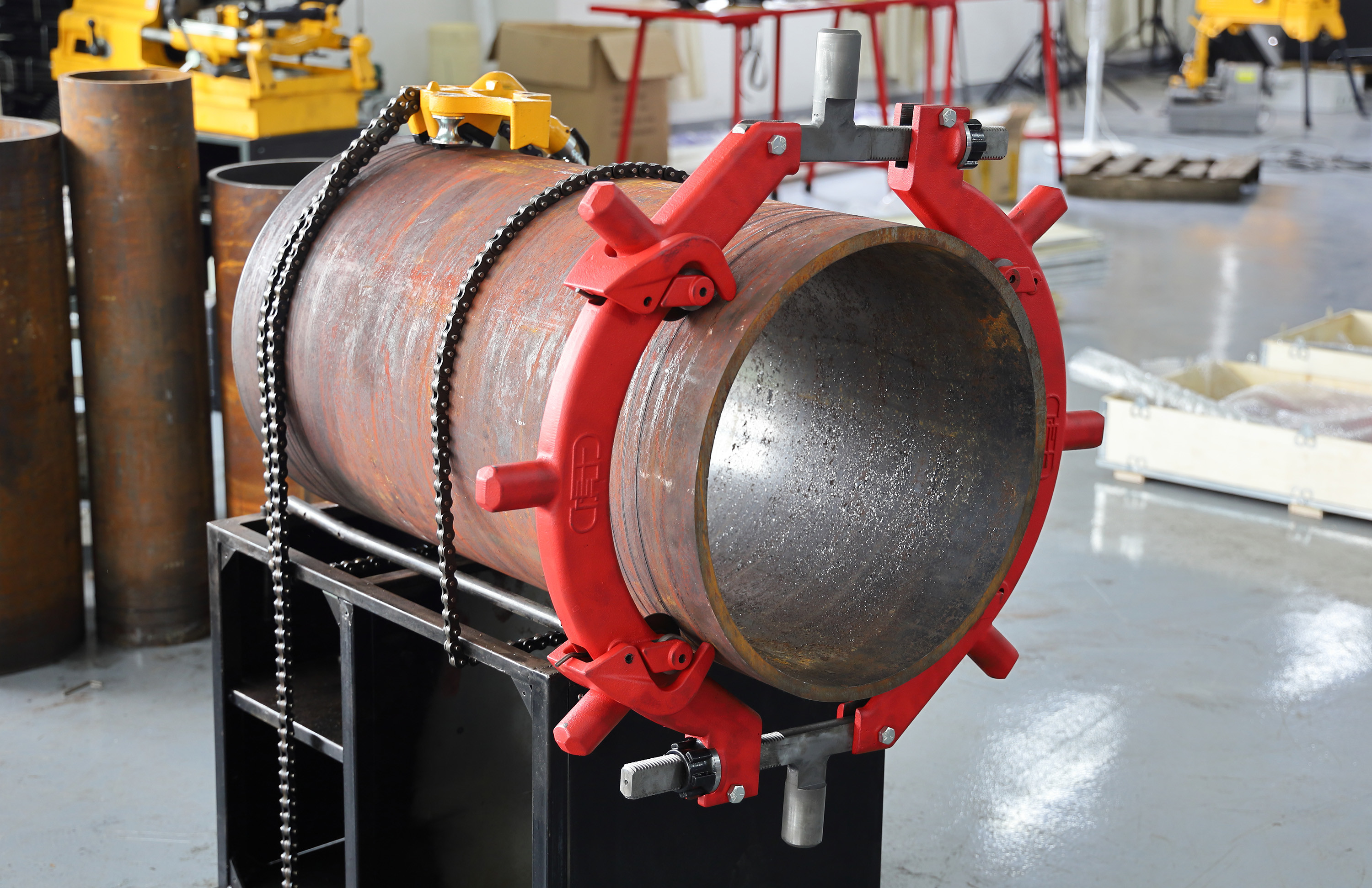 6''-8'' Hinged Portable Pipe Cutting And Beveling Machine