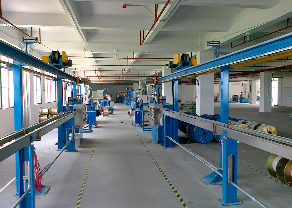 50×25 LSZH Ftth Drop Fiber Optic Extrusion Production Line