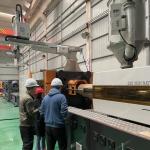 SGS 200ton Injection Moulding Machine Energy Saving Robot Injection Moulding