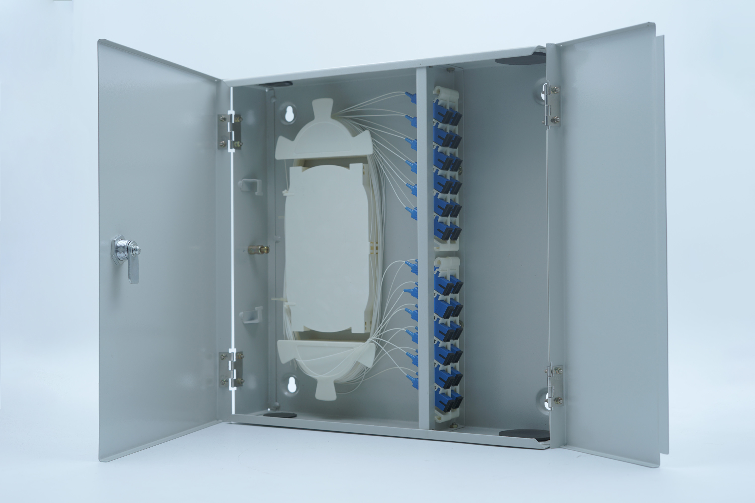 1.6m Cable SC LC Wall Mount Fiber Enclosure 500N For Patching Splicing