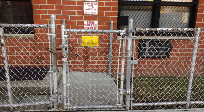 Tenis Play Ground Chain Wire Fence 50mm x 50mm ,Tennis Court Chain Link Fencechain wire park chain wire fencing for sale