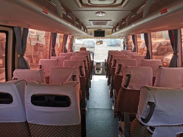Used Toyota Higer Buses For Philippines Hiace Right Hand Drive Mini Car Kinglong Bus Coach XMQ6802 35 Seats
