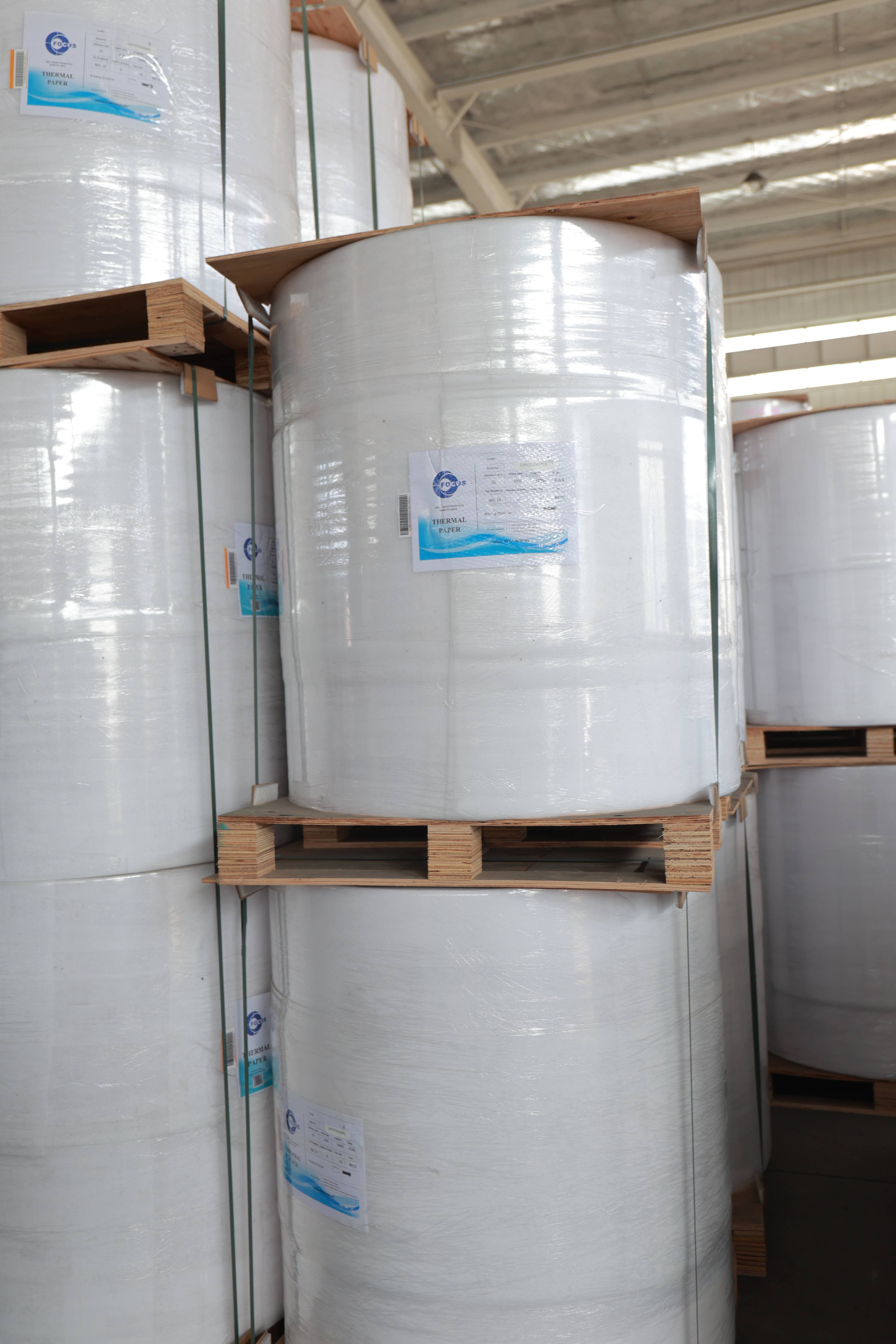60um 48gsm POS Machine Thermal Paper Jumbo Roll BPA Free