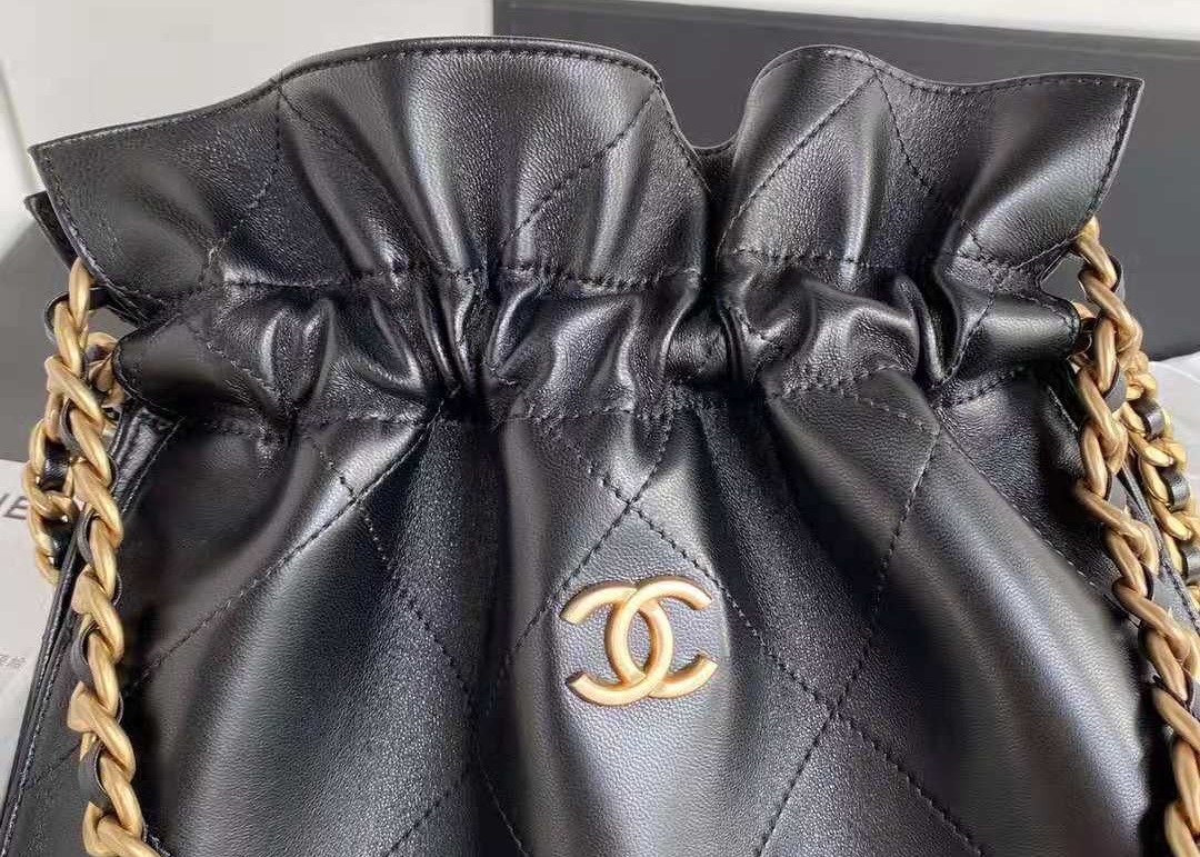Bucket Genuine Leather Shoulder Handbag , 30cm Black Chain Handbag