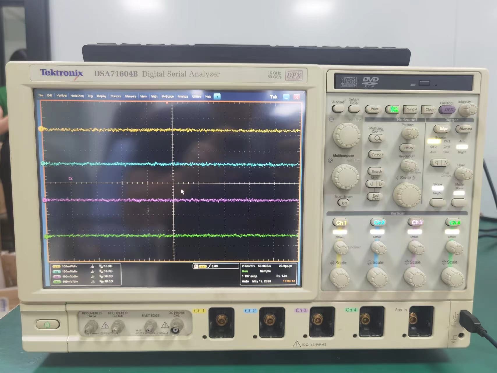 Tektronix DSA71604B Oscilloscope 16 GHz 4 Ch 50 GS/S Used Pre Owned